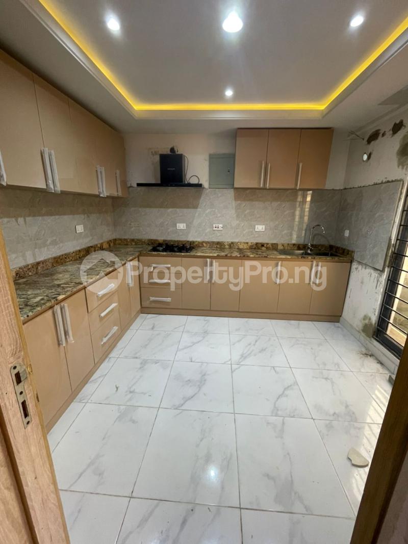 3 bedroom House for rent Off Hakeem Dickson Road, Lekki Phase 1 Lekki Lagos