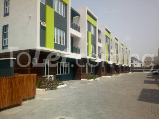 5 bedroom House for rent By Conoil Ikate Lekki Lagos