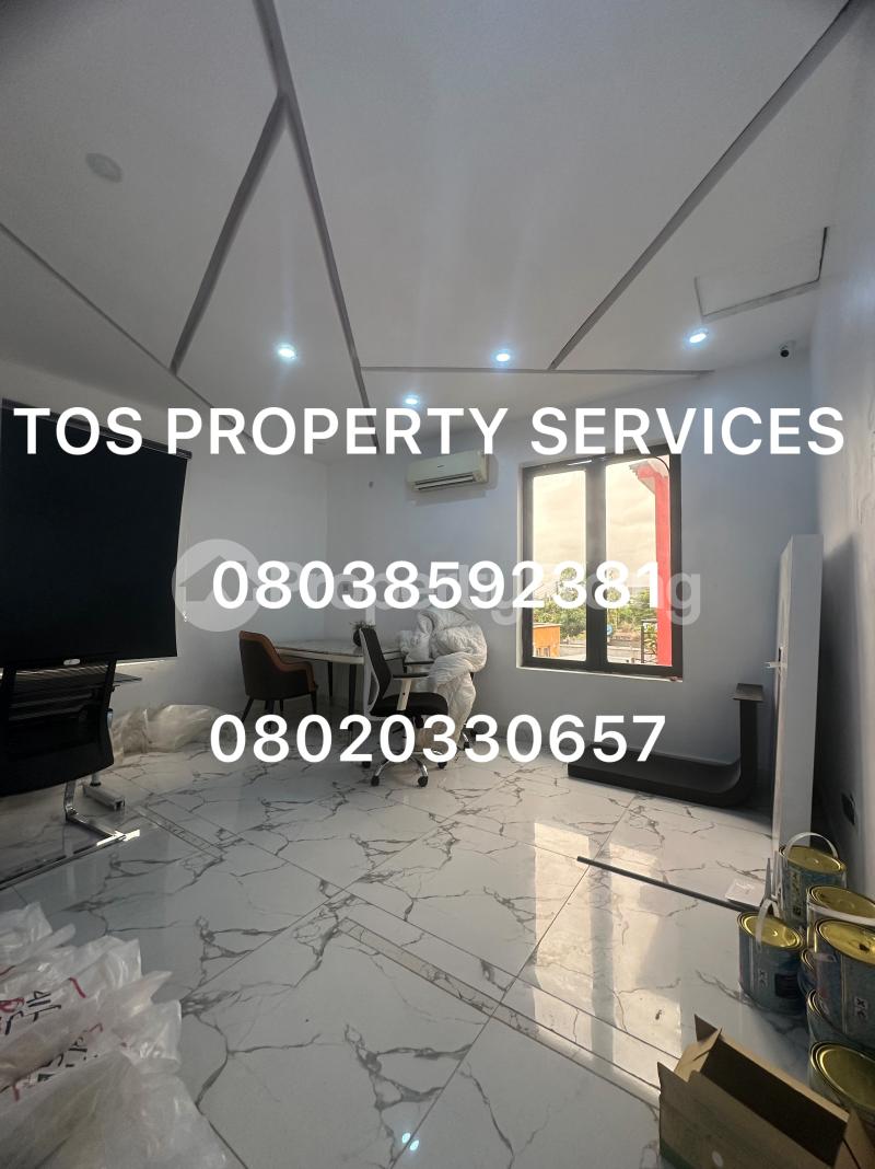 Commercial Property for rent  Lekki Phase 1 Lekki Lagos - 0