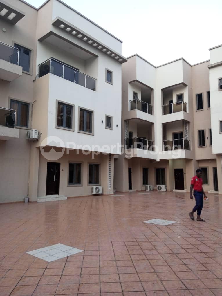 3 bedroom Flat / Apartment for rent Lekki Phase 1 Lekki Lagos