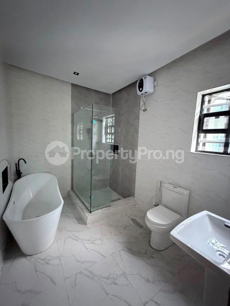 4 bedroom House for sale Carlton Gate Gra Akobo Ibadan Oyo