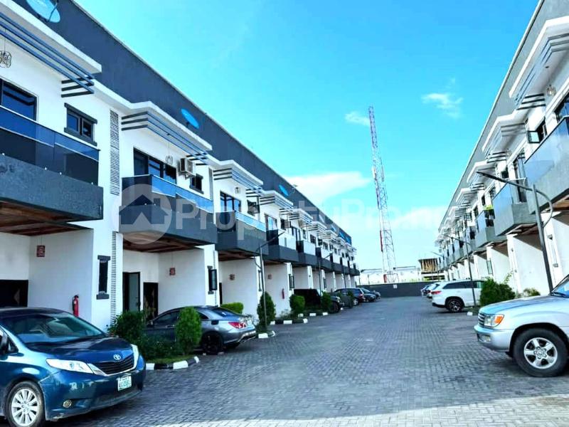 4 bedroom House for rent Osapa london Lekki Lagos