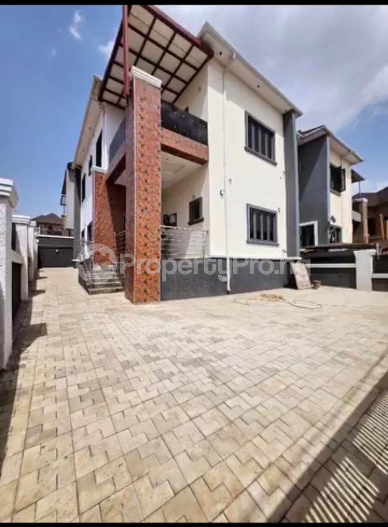 4 bedroom House for sale Dantata Estate FO1 Layout Kubwa Abuja
