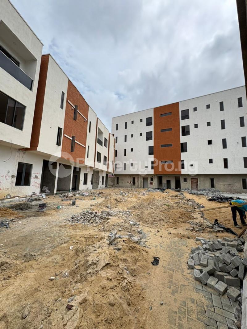3 bedroom Flat / Apartment for sale Lekki Phase 1 Lekki Phase 1 Lekki Lagos