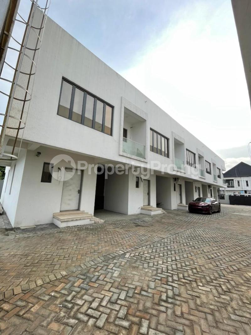 3 bedroom House for sale Chevron Lekki Lagos