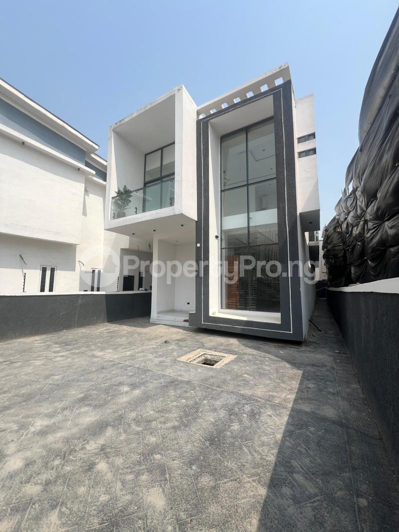 4 bedroom House for sale Lekki Lagos