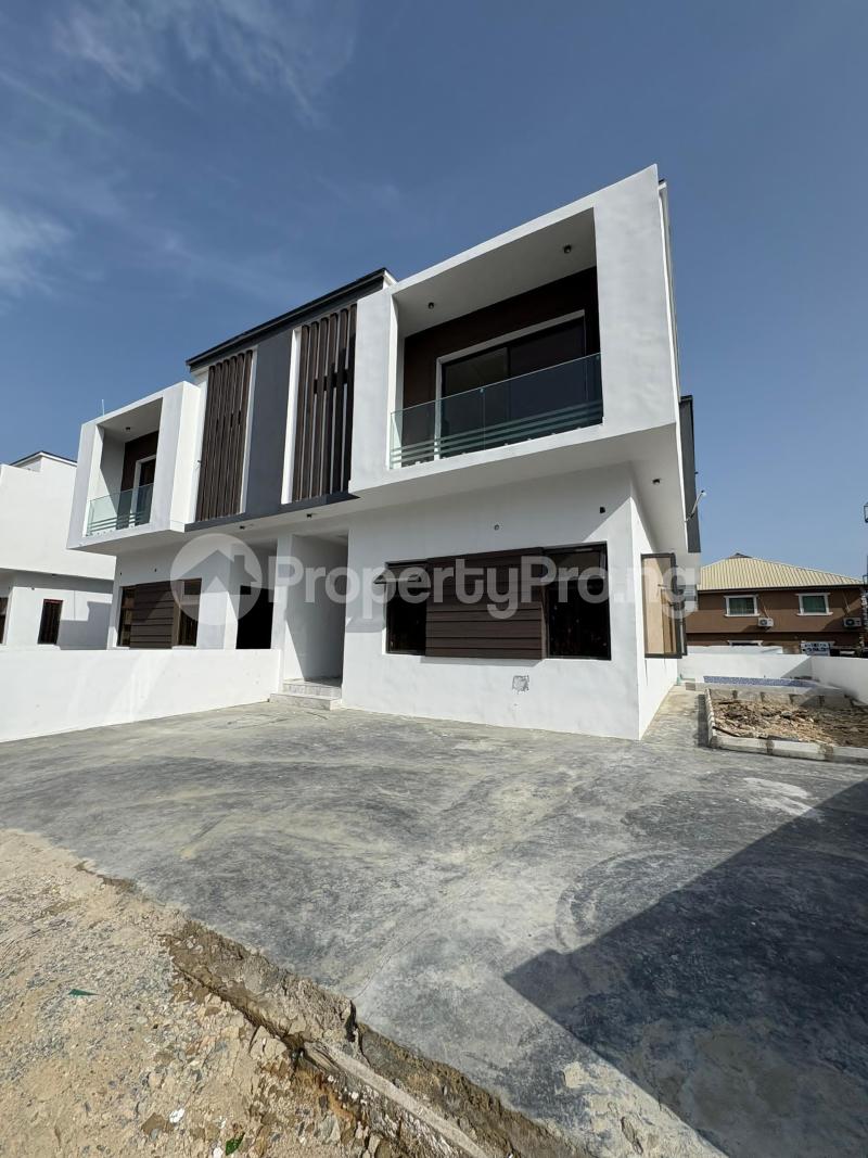 4 bedroom House for sale Ologolo Lekki Lagos