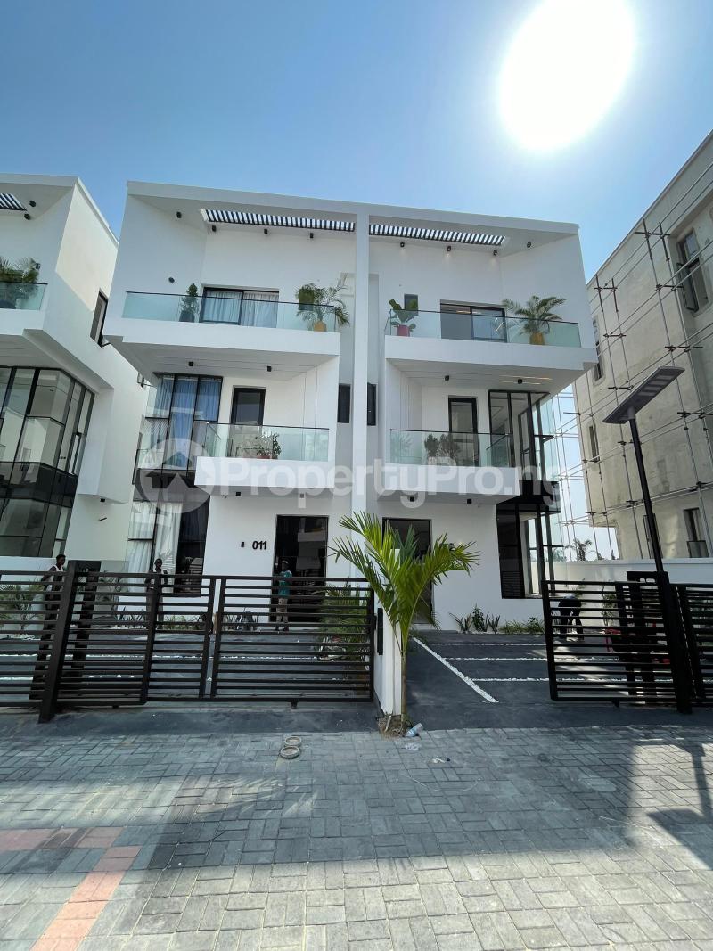 4 bedroom House for sale Ikota Lekki Lagos