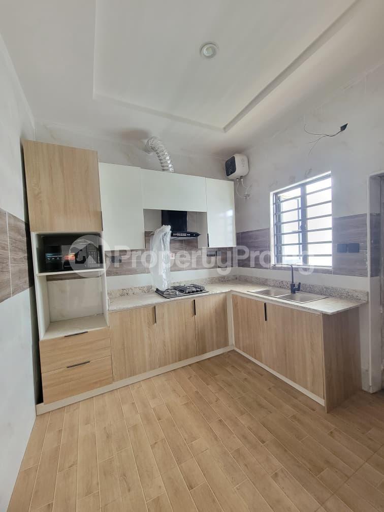 2 bedroom Flat / Apartment for rent Mobil Road, Ilaje. Ilaje Ajah Lagos