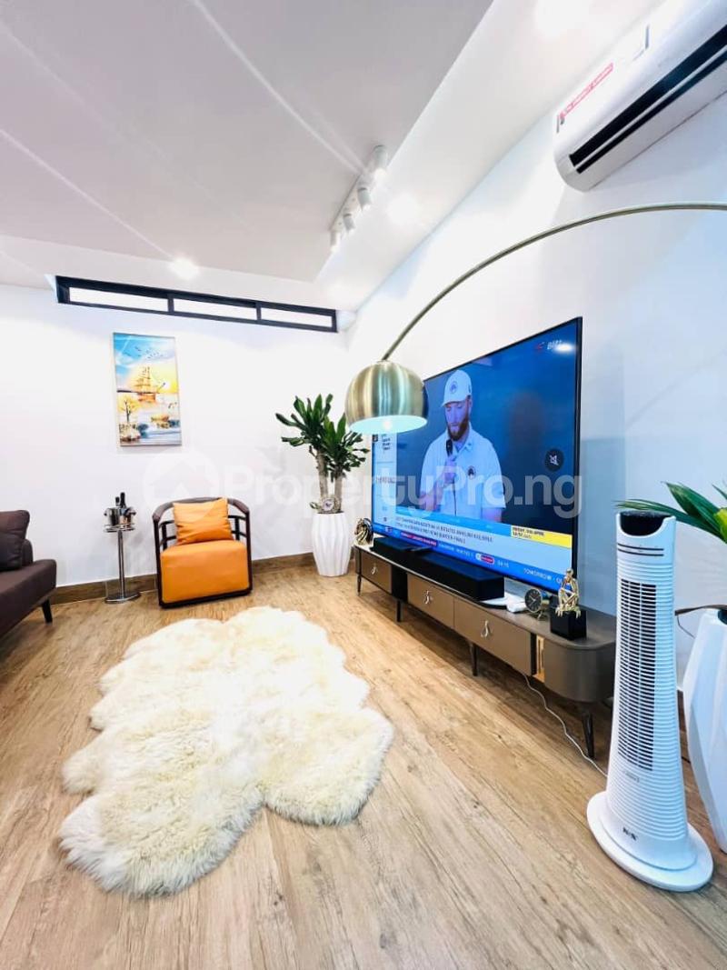 1 bedroom Flat / Apartment for shortlet Periwinkle Estate Lekki Phase 1 Lekki Lagos