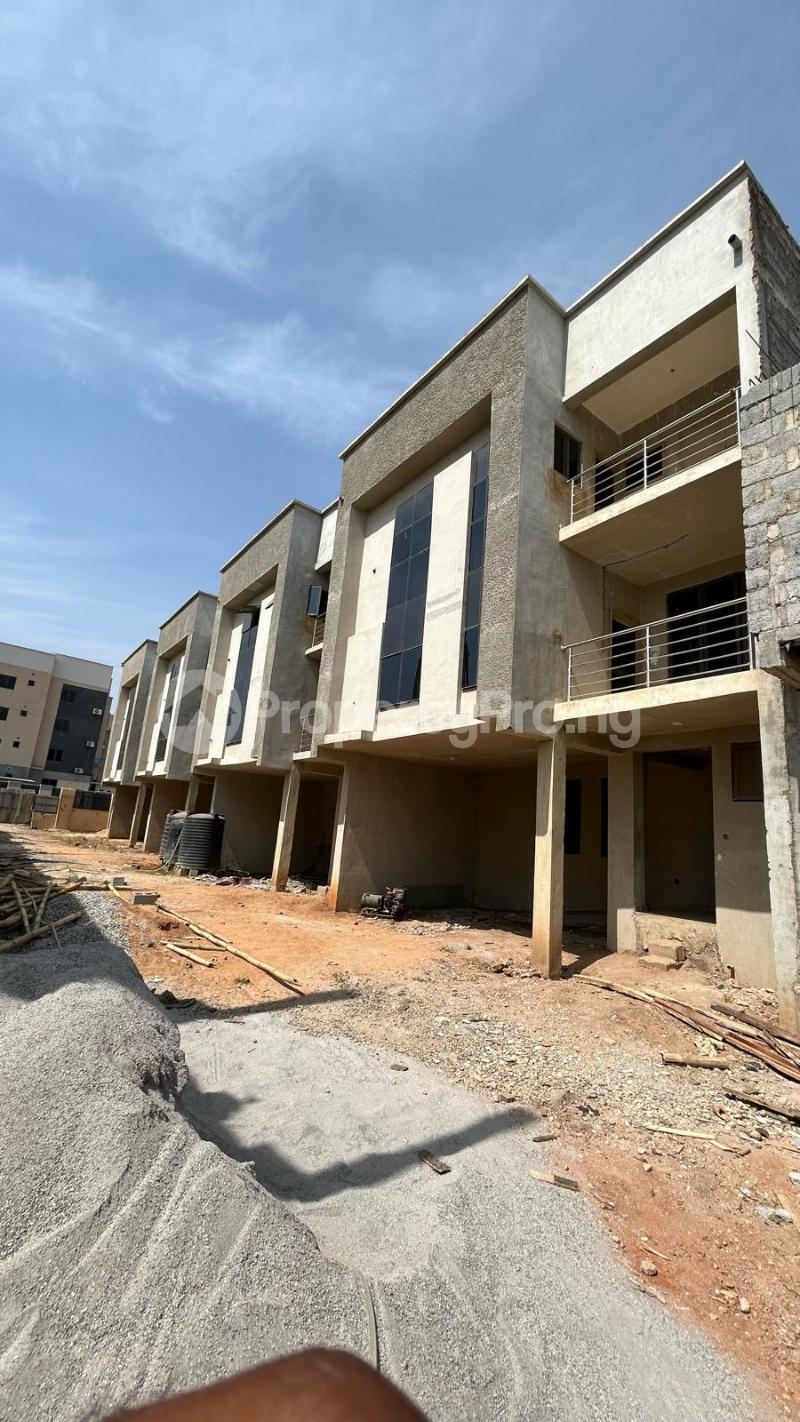 4 bedroom House for sale Jahi Abuja