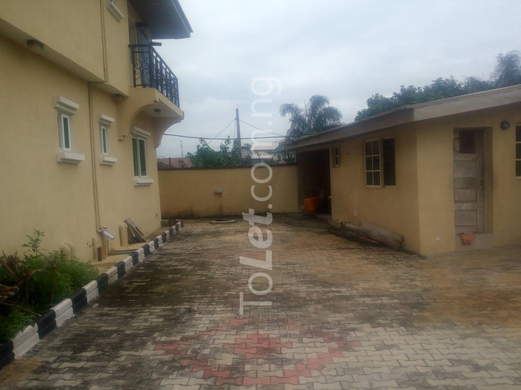3 bedroom Flat / Apartment for rent Lakowe Lakowe Ajah Lagos