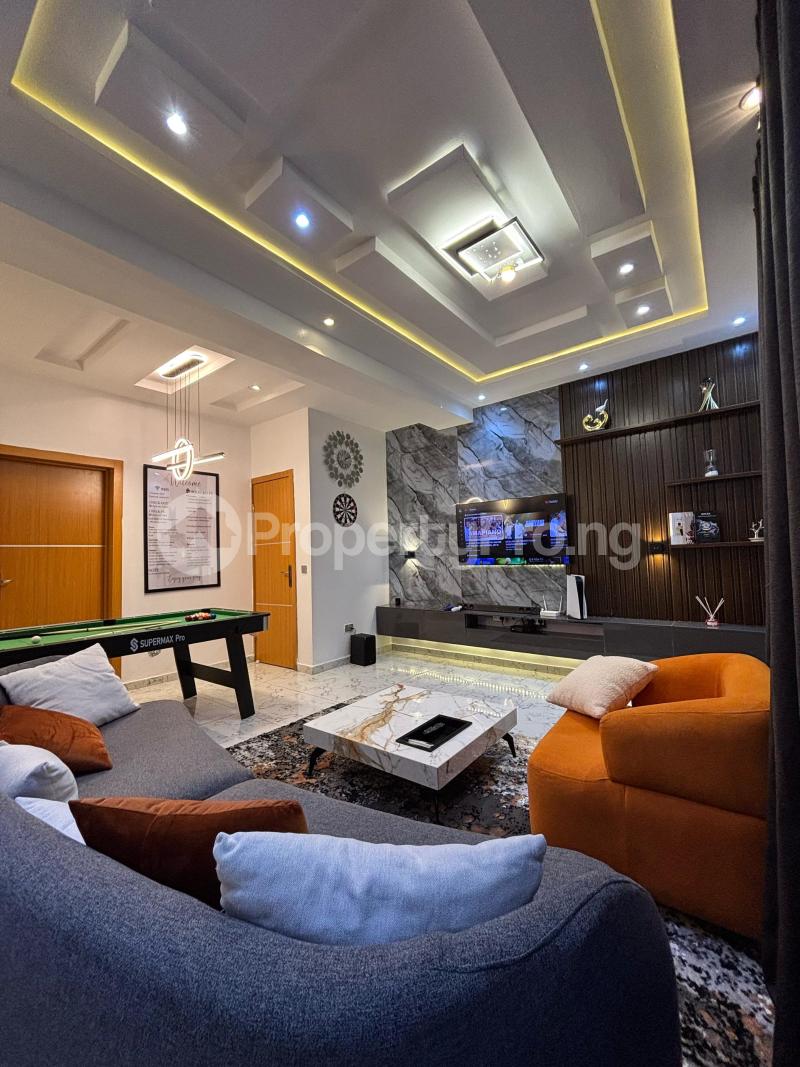 2 bedroom House for shortlet Ikate Lekki Lagos