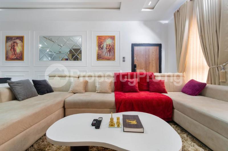 2 bedroom House for shortlet Ikate Lekki Lagos