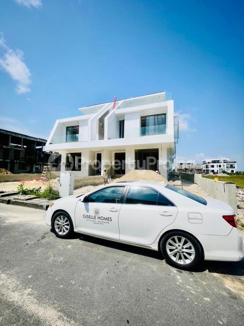 5 bedroom House for sale Off Spa Road Ikate Lekki Lagos