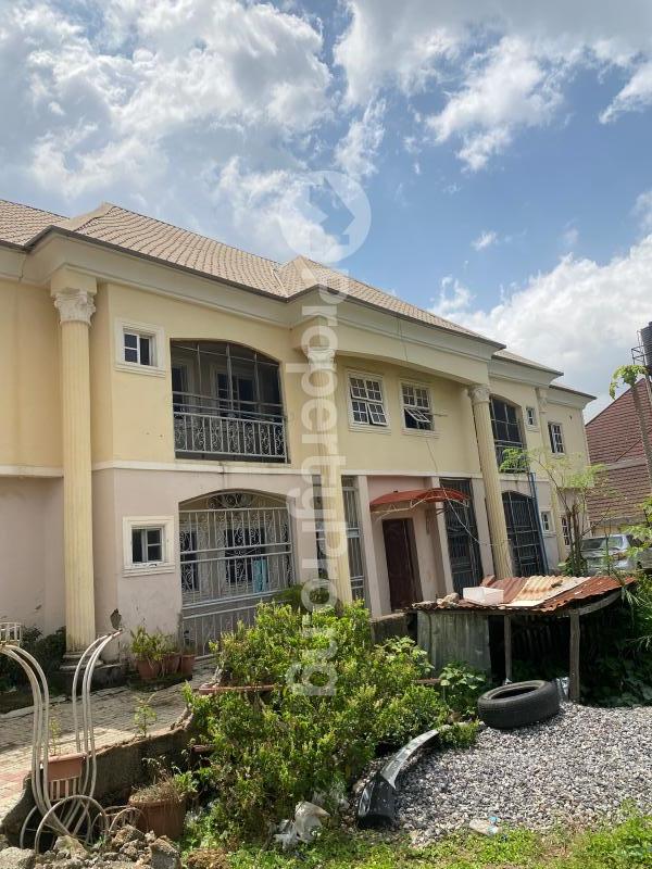 3 bedroom House for rent 6th Avenue Gwarinpa Abuja