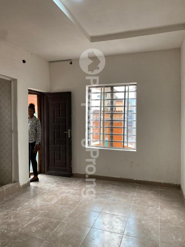 1 bedroom Flat / Apartment for rent Bariga Shomolu Lagos