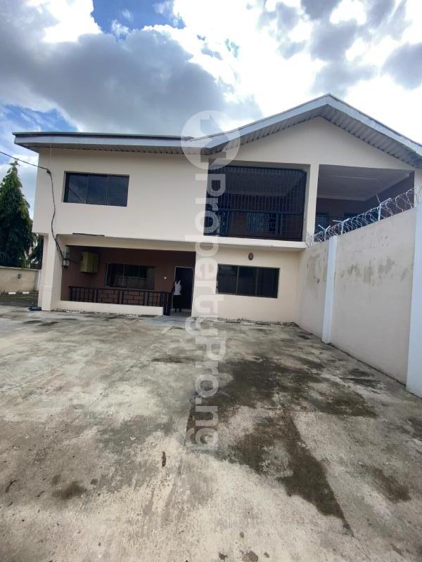 4 bedroom House for rent 5th Avenue Gwarinpa Abuja - 0