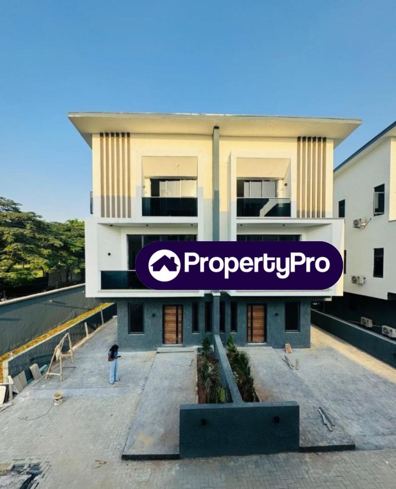 4 bedroom House for sale Ikeja Lagos