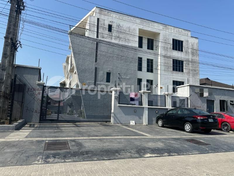 4 bedroom House for rent ONIRU Victoria Island Lagos