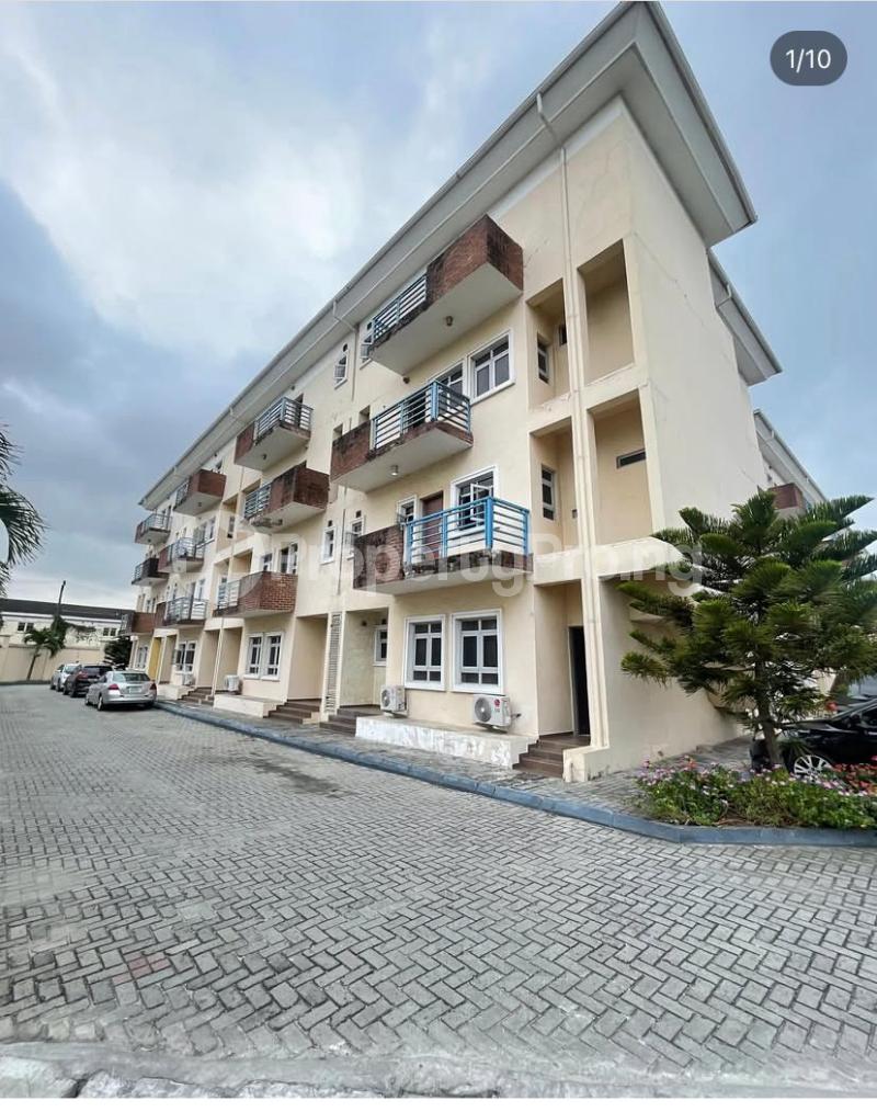 4 bedroom House for rent Ologolo Lekki Lagos