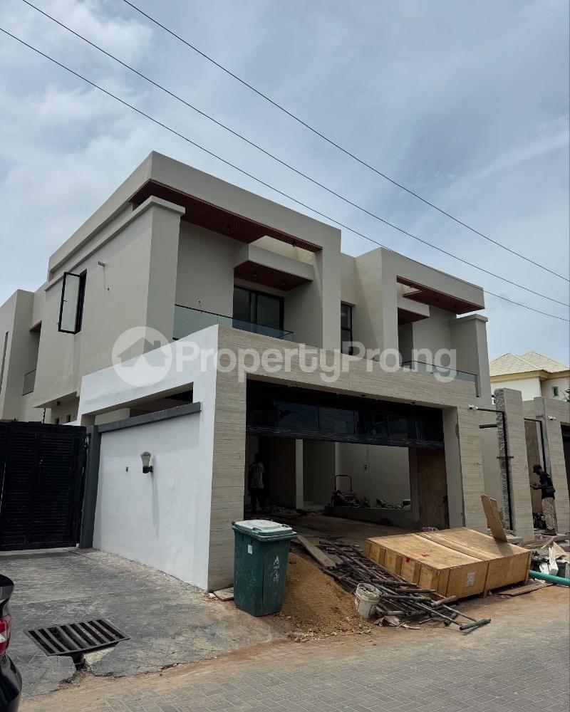 4 bedroom House for sale Ologolo Lekki Lagos