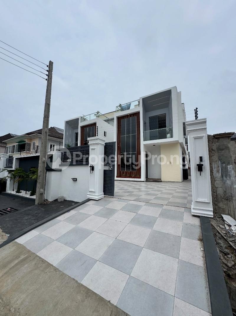 5 bedroom House for sale chevron Lekki Lagos