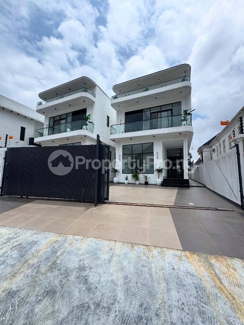 5 bedroom House for sale chevron Lekki Lagos