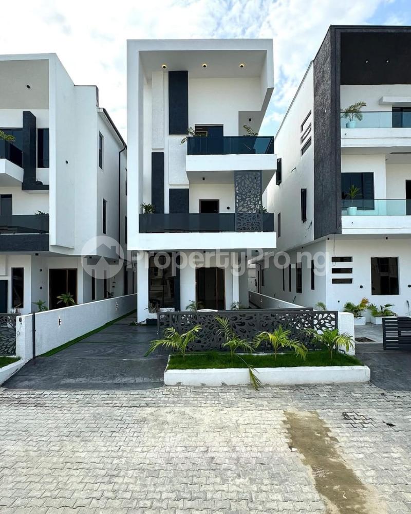 5 bedroom House for sale chevron Lekki Lagos