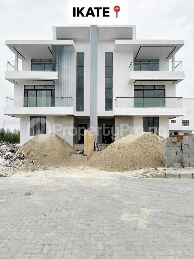 5 bedroom House for sale Cowrie Creek Estate Ikate Lekki Lagos - 0