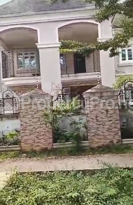 8 bedroom House for rent Guzape Guzape Abuja
