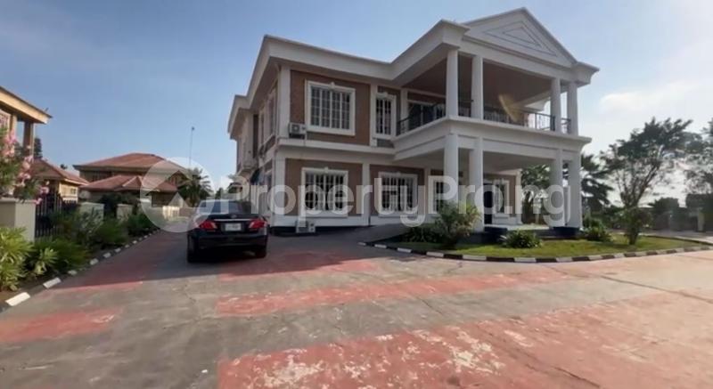 8 bedroom House for sale Eleko Ibeju-Lekki Lagos