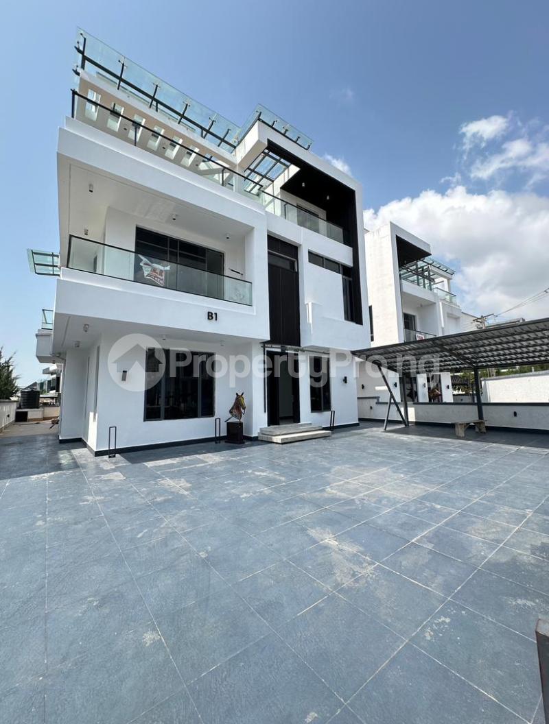 6 bedroom House for sale Ikota Lekki Lagos