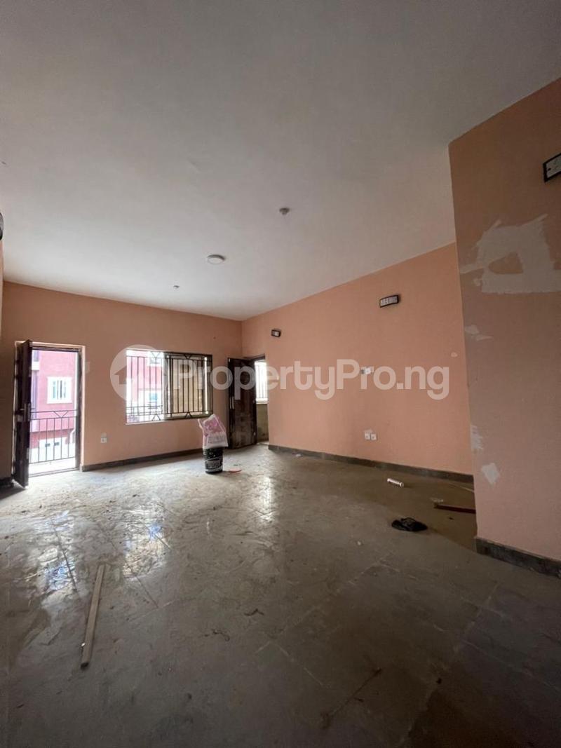 2 bedroom House for rent Randle Avenue Surulere Lagos