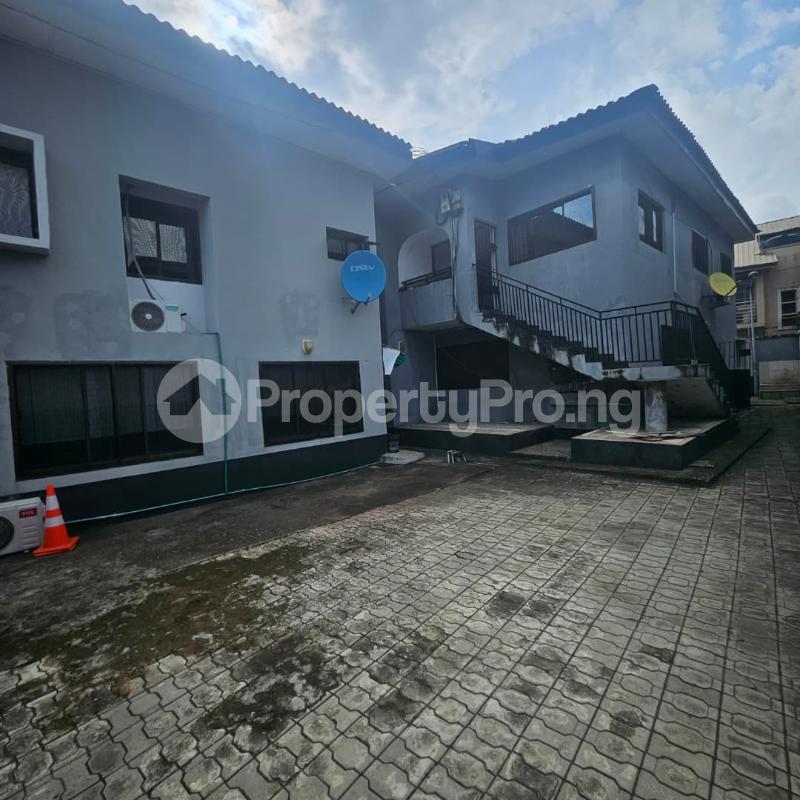 3 bedroom Flat / Apartment for sale Magodo Kosofe/Ikosi Lagos