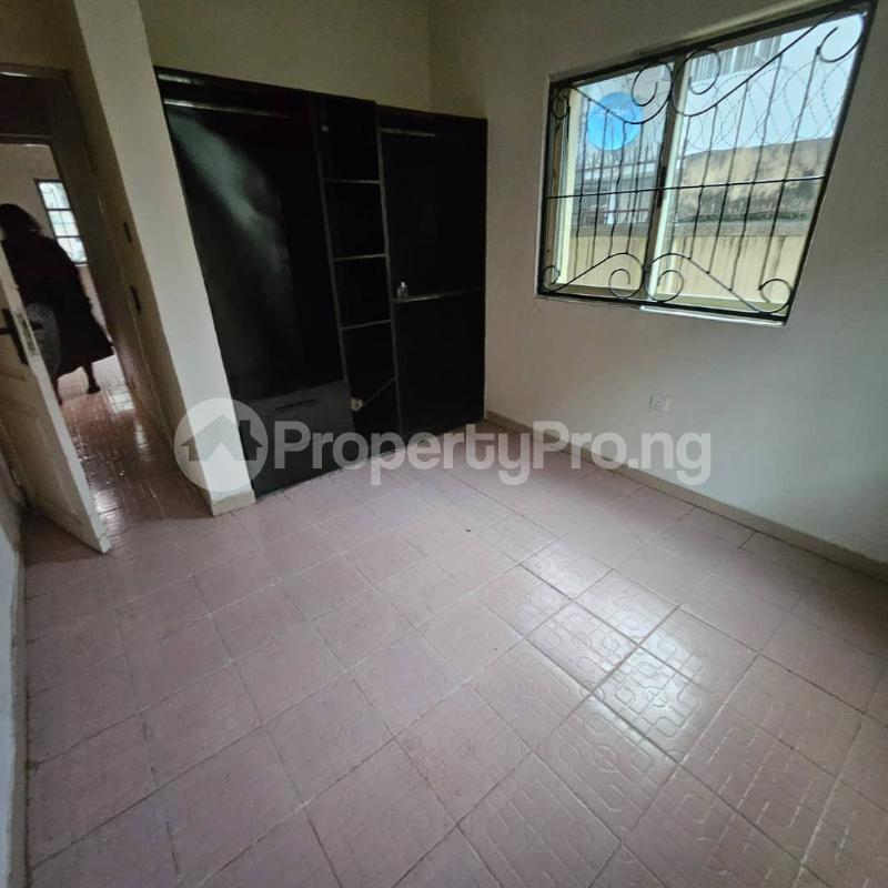 3 bedroom Flat / Apartment for rent Magodo GRA Phase 2 Kosofe/Ikosi Lagos - 0