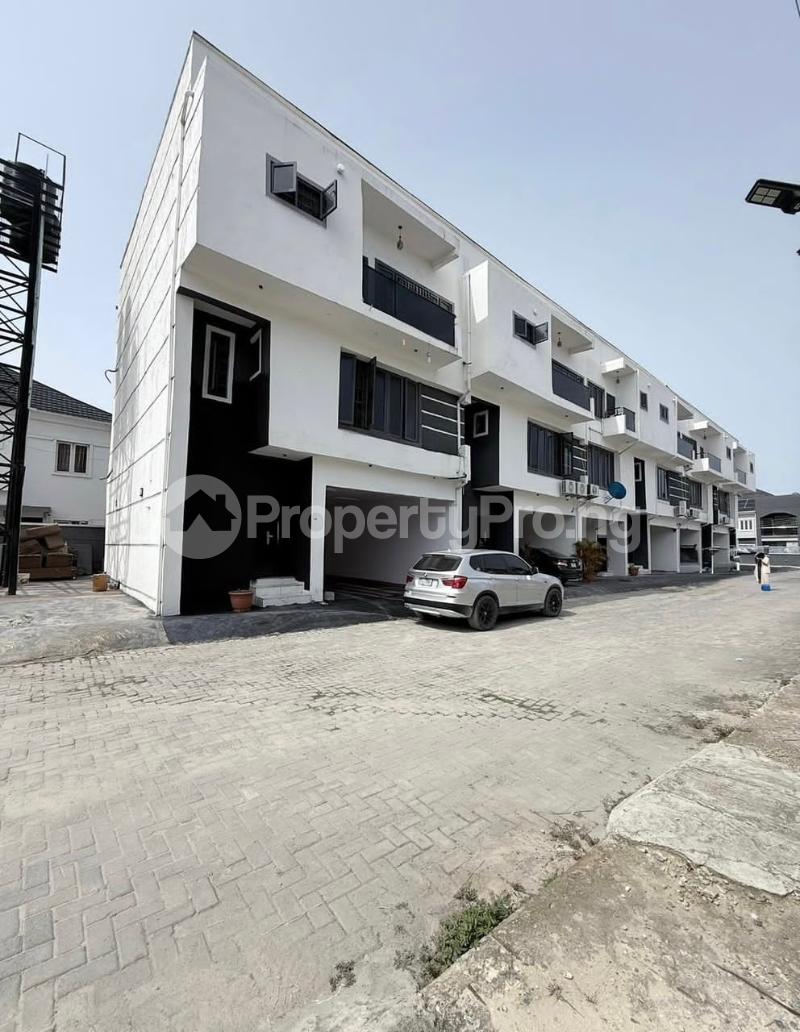 4 bedroom House for rent Ikota Lekki Lagos