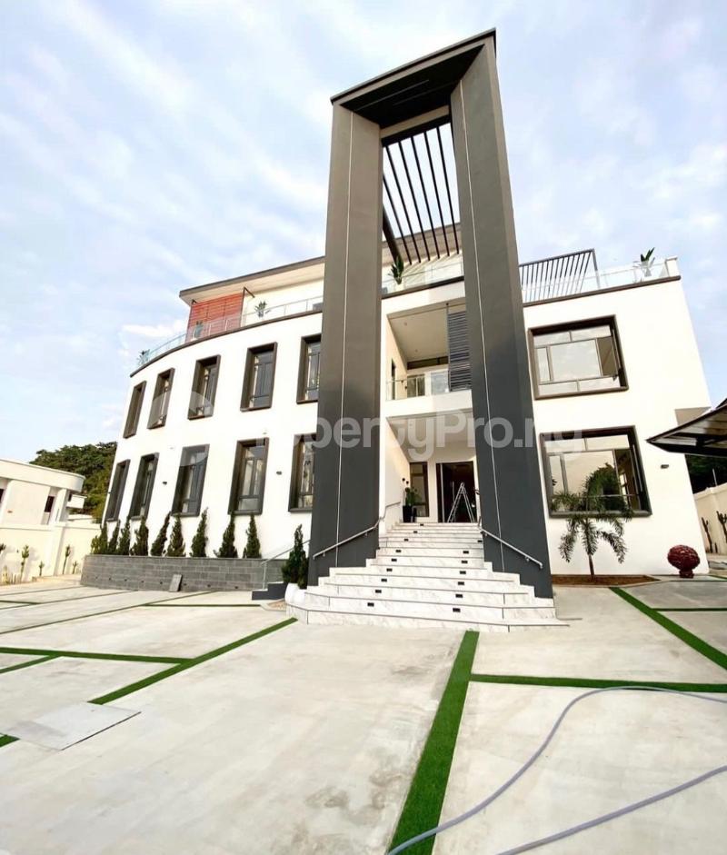 8 bedroom House for sale Asokoro Abuja