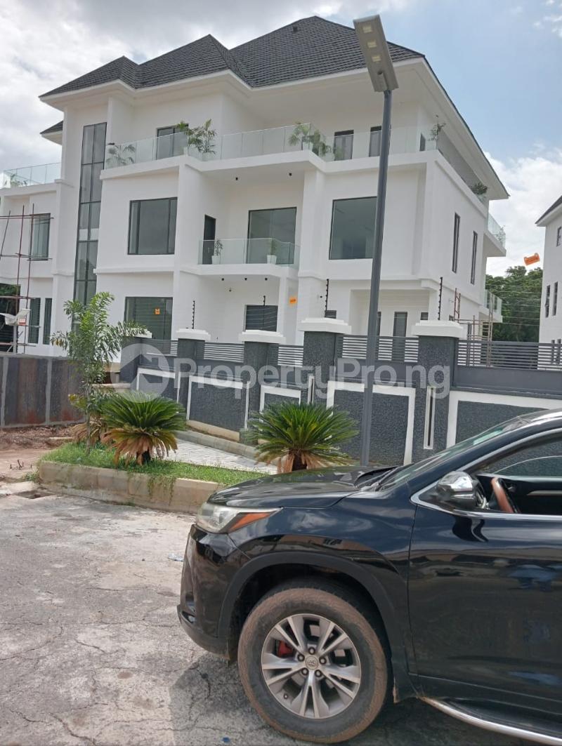 8 Bedroom House in Maitama Abuja House for sale in maitama House in