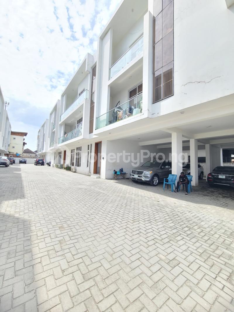 2 bedroom House for sale Igboefon Lekki Lagos