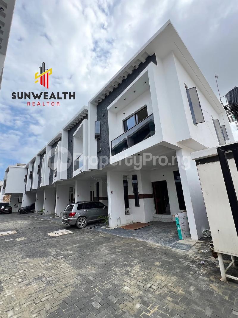 3 bedroom House for sale Ikota Lekki Lagos