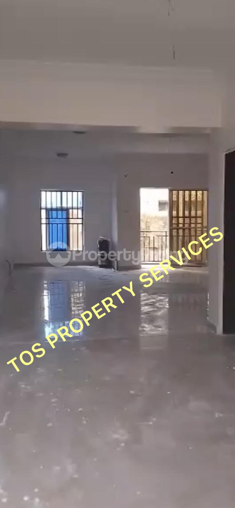 3 bedroom Flat / Apartment for rent Sabo Alagomeji, Yaba, Lagos. Alagomeji Yaba Lagos