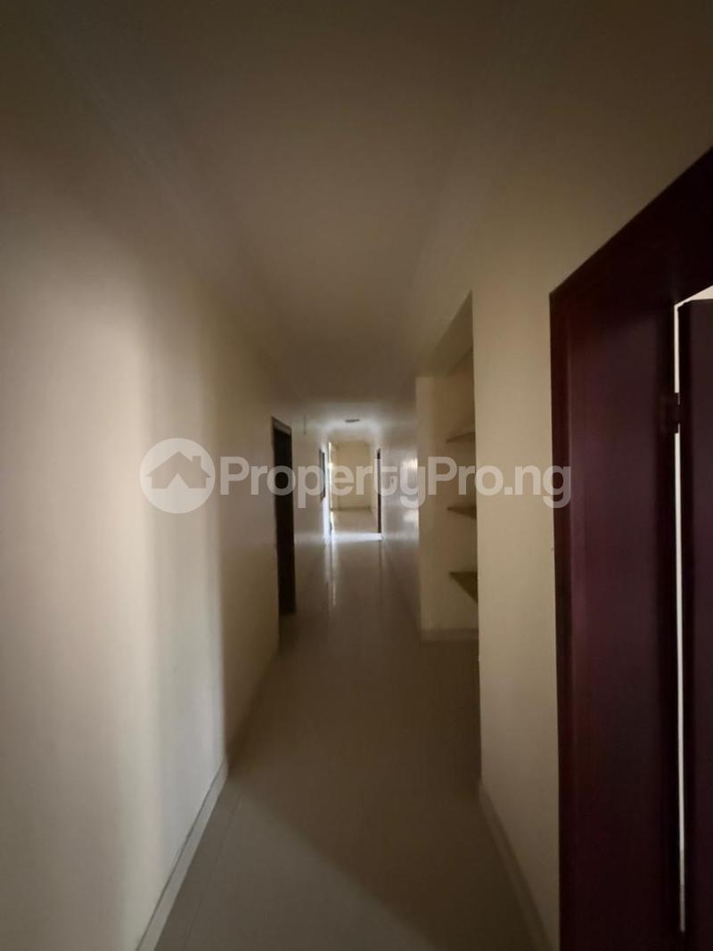 3 bedroom Flat / Apartment for rent ONIRU Victoria Island Lagos