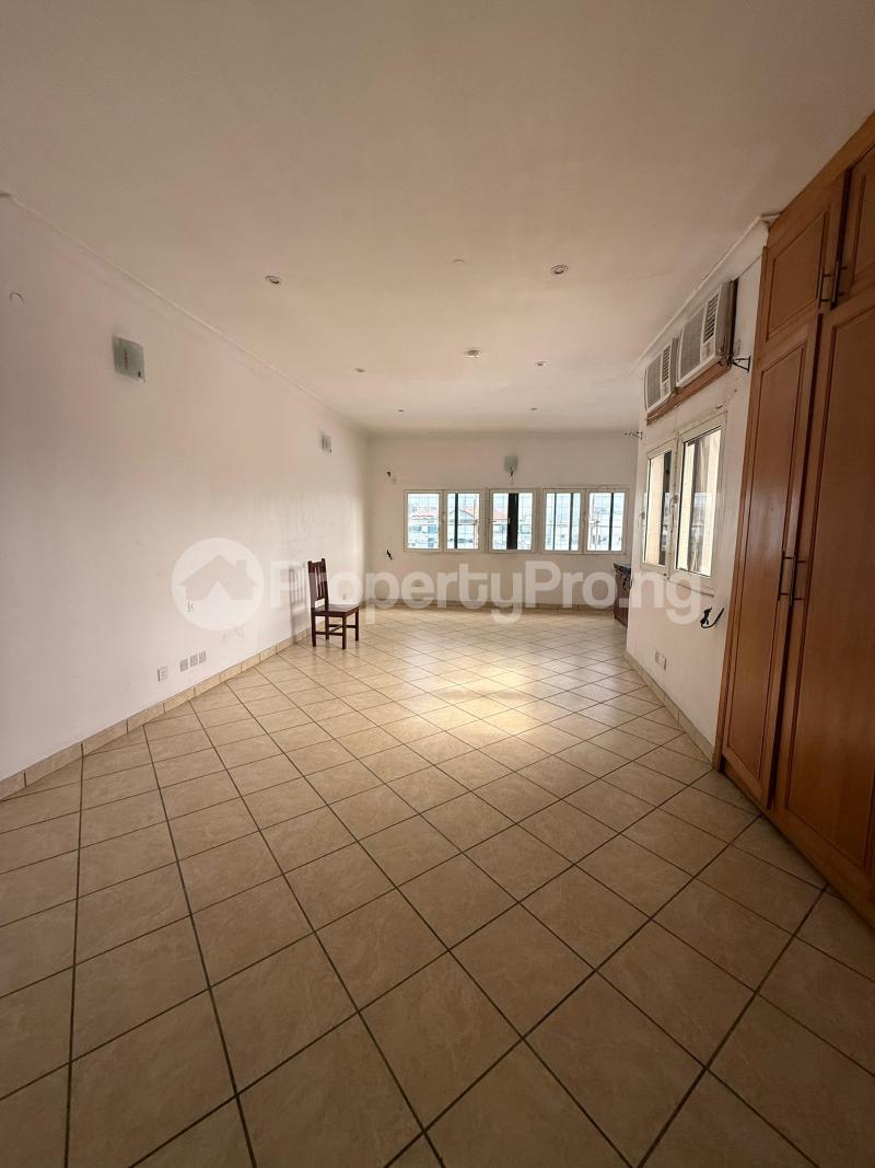 3 bedroom Flat / Apartment for rent Victoria Island Lagos