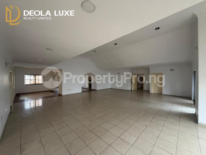 4 bedroom Flat / Apartment for rent Lekki Phase 1 Lekki Lagos