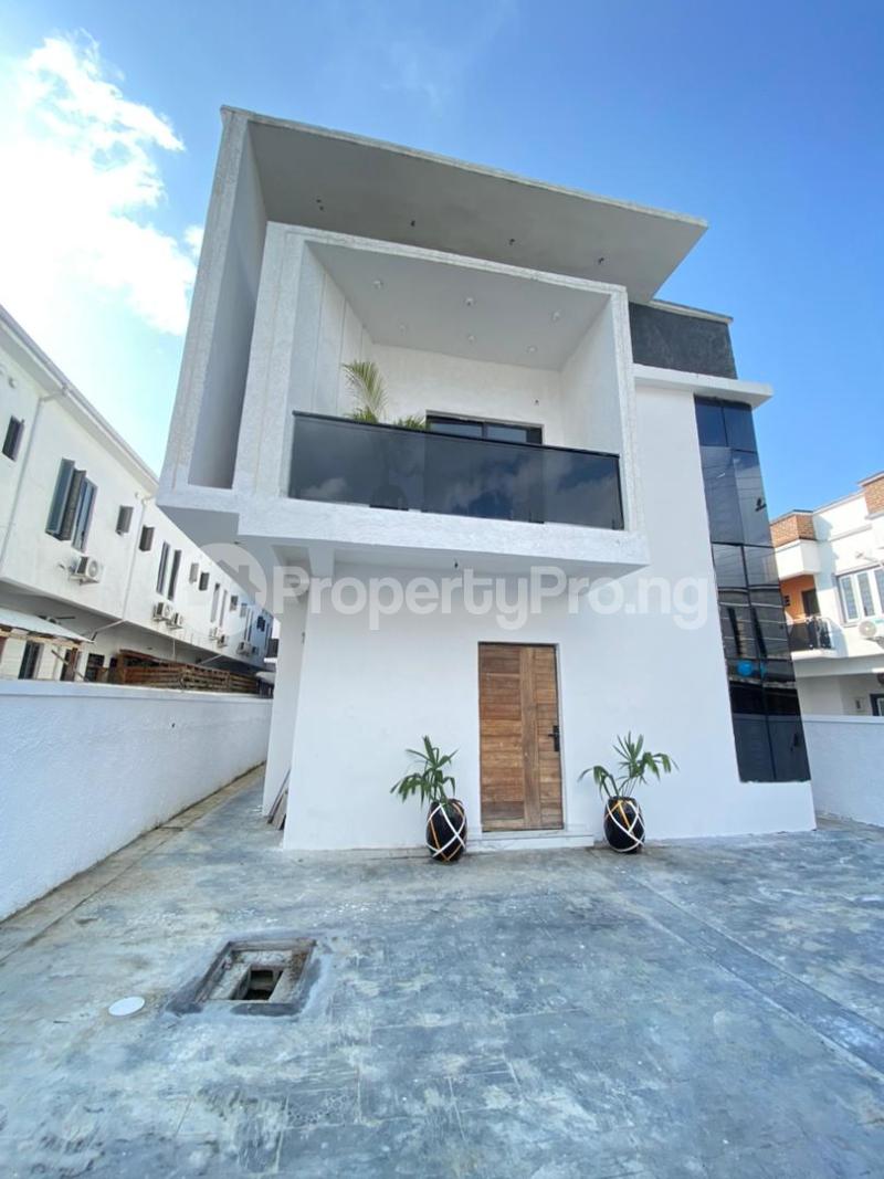 4 bedroom House for sale In An Estate Ikota Lekki Lagos