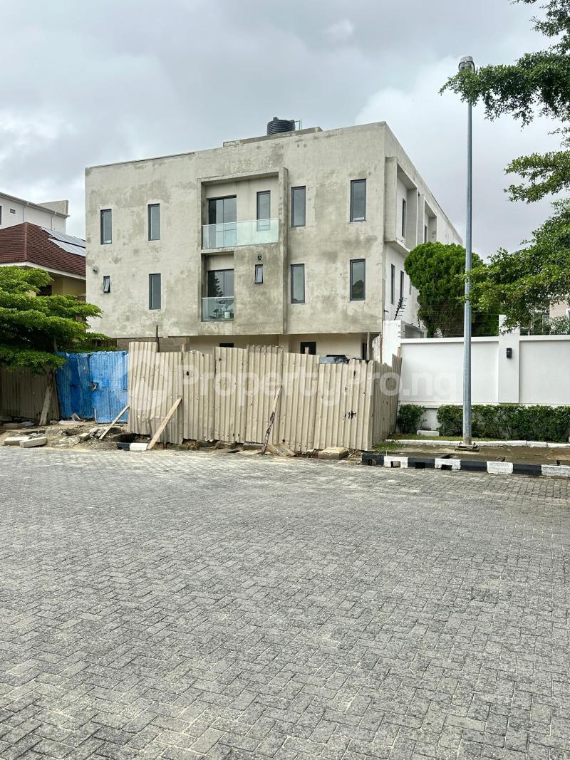 4 bedroom House for sale Banana Island Ikoyi Lagos