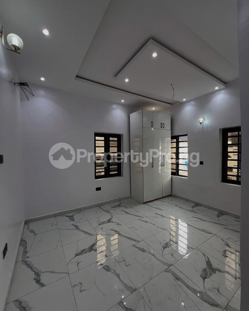 5 bedroom House for sale Exotic Property Sitting On A Large Expanse Of Land In One Of The Most Secured Estates In Lagos VGC Lekki Lagos