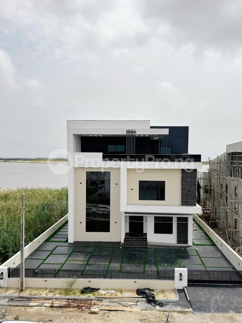 5 bedroom House for sale Exotic Duolex With Rooftop Lounge, Bq & Very Spacious Compound chevron Lekki Lagos