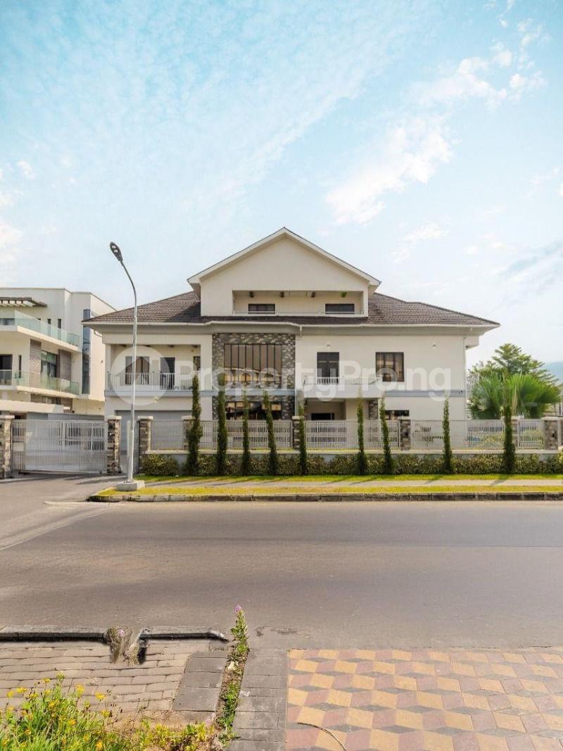 5 bedroom House for sale  Osapa london Lekki Lagos